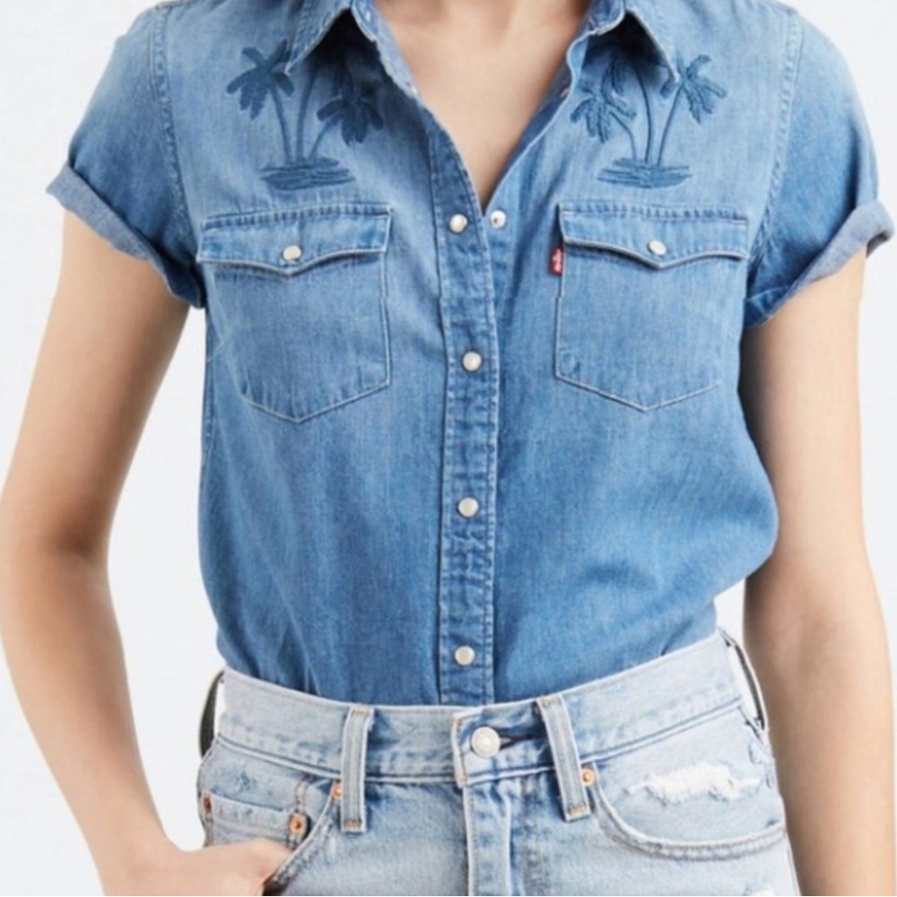 Levis Denim Button Down Palm Tree Embroidered Top… - image 2